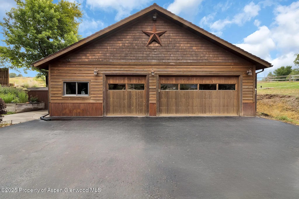 2 of 46 - 5998 County Road 233, Silt, CO