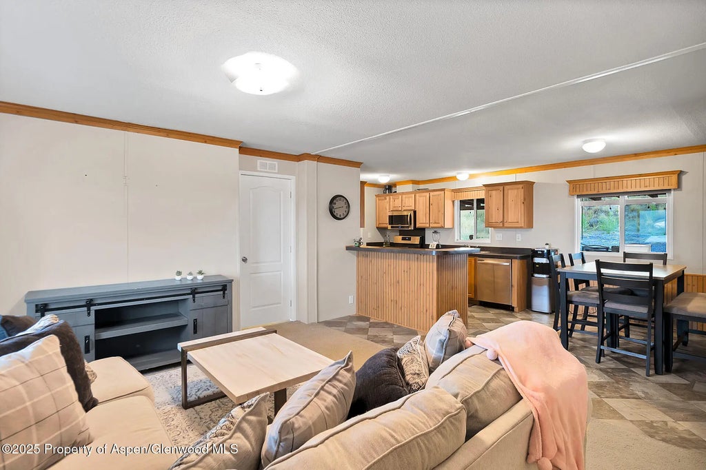 12 of 31 - 377 Cindys Way, Rifle, CO