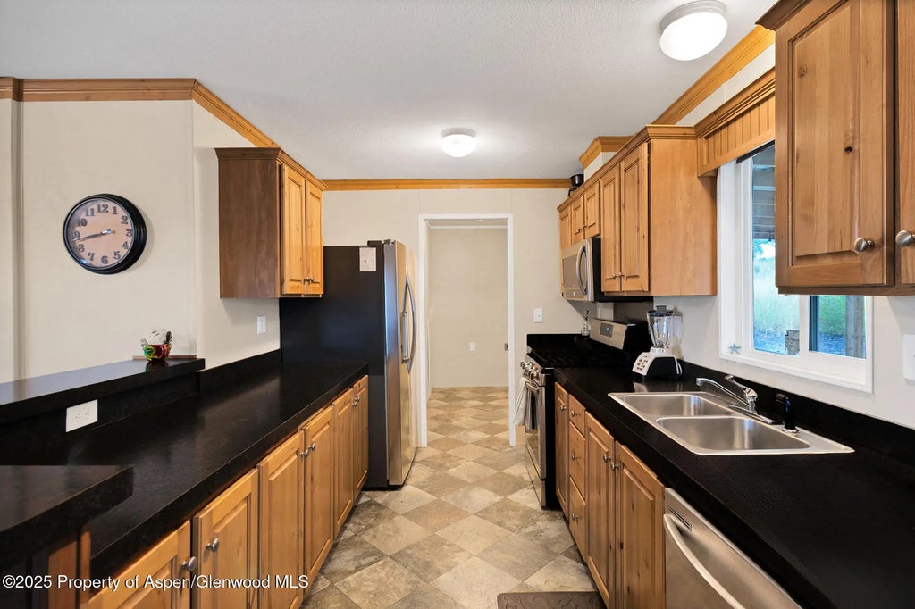 13 of 31 - 377 Cindys Way, Rifle, CO