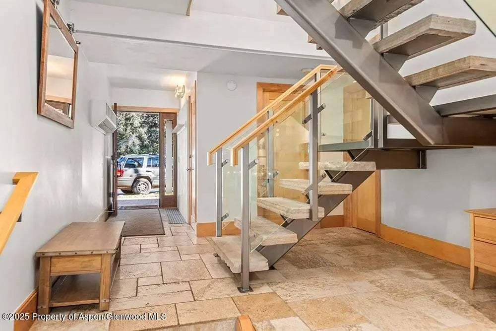 6 of 21 - 625 S West End Street 8, Aspen, CO