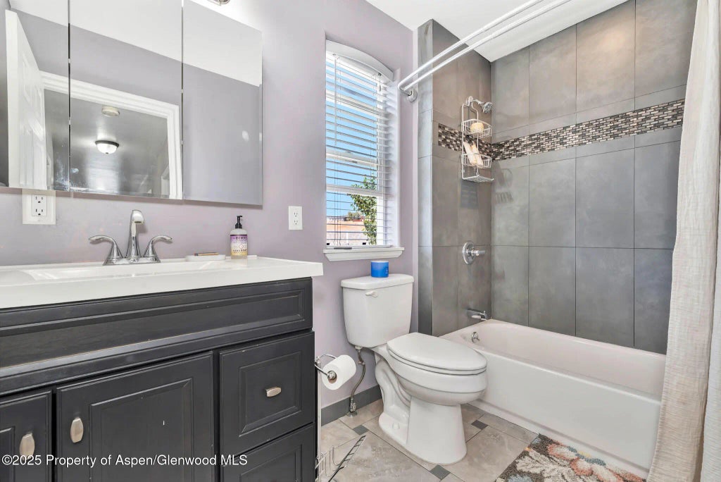 27 of 40 - 875 Dry Creek South Road, Hayden, CO