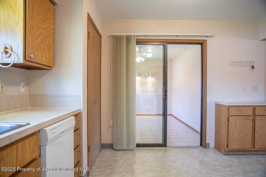 12 of 27 - 1510 Kent Avenue A, Montrose, CO