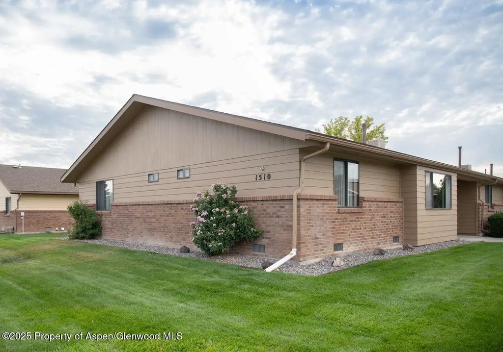 5 of 27 - 1510 Kent Avenue A, Montrose, CO