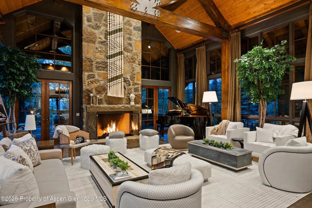 9 of 28 - 531 Moore Drive, Aspen, CO