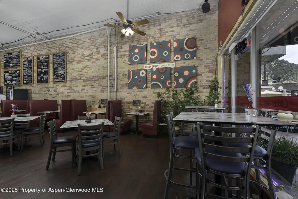10 of 29 - 725 Grand Avenue 725, Glenwood Springs, CO