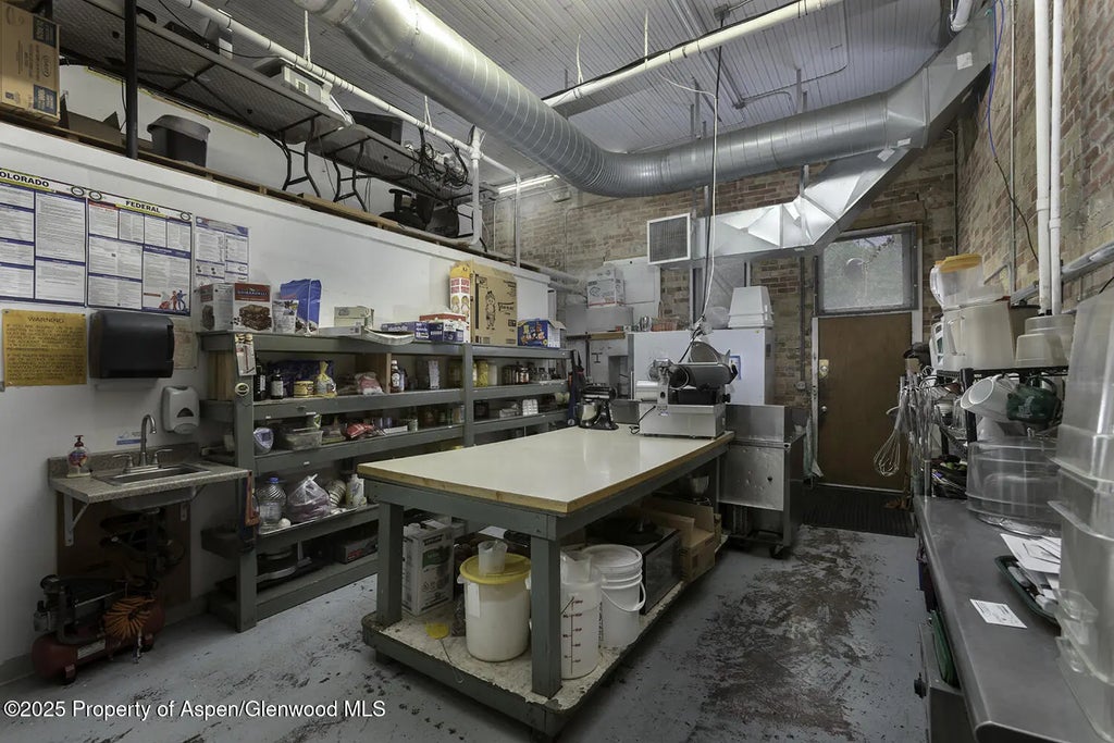 17 of 29 - 725 Grand Avenue 725, Glenwood Springs, CO