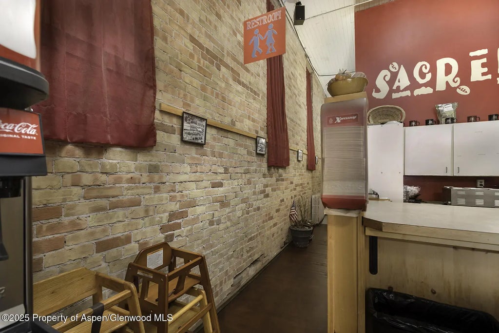 22 of 29 - 725 Grand Avenue 725, Glenwood Springs, CO