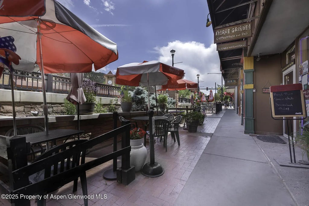 4 of 29 - 725 Grand Avenue 725, Glenwood Springs, CO