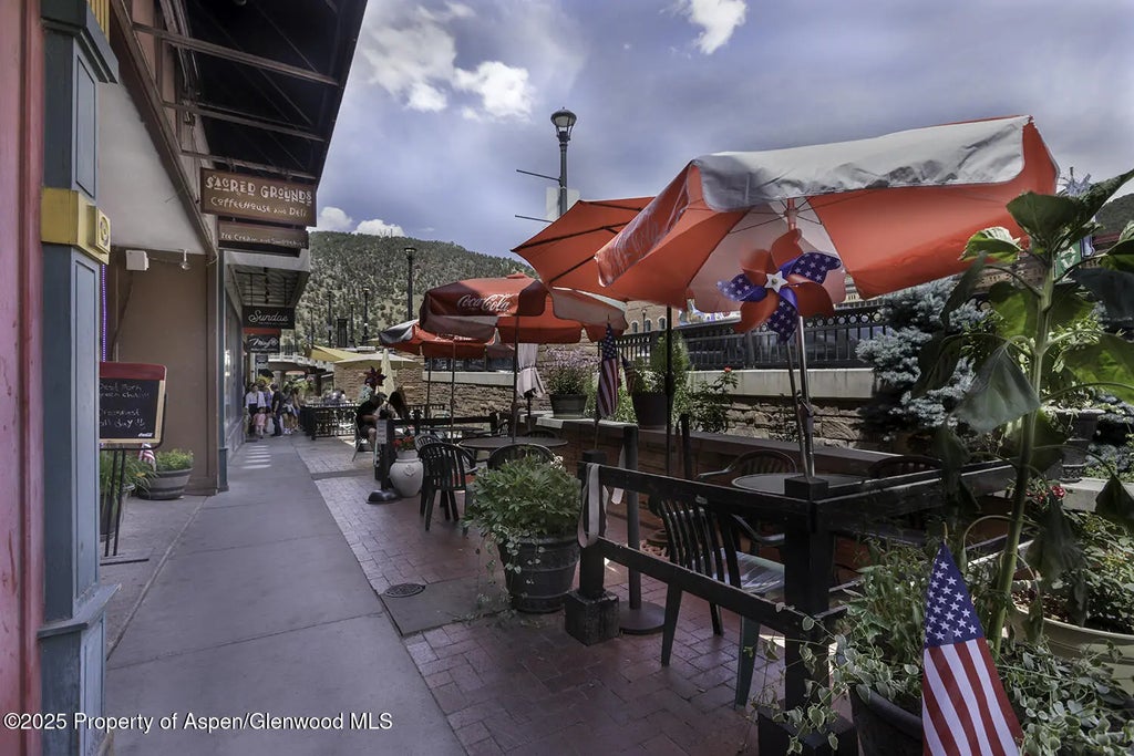 5 of 29 - 725 Grand Avenue 725, Glenwood Springs, CO