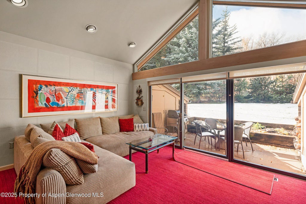 3 of 20 - 625 S West End Street Unit 12, Aspen, CO