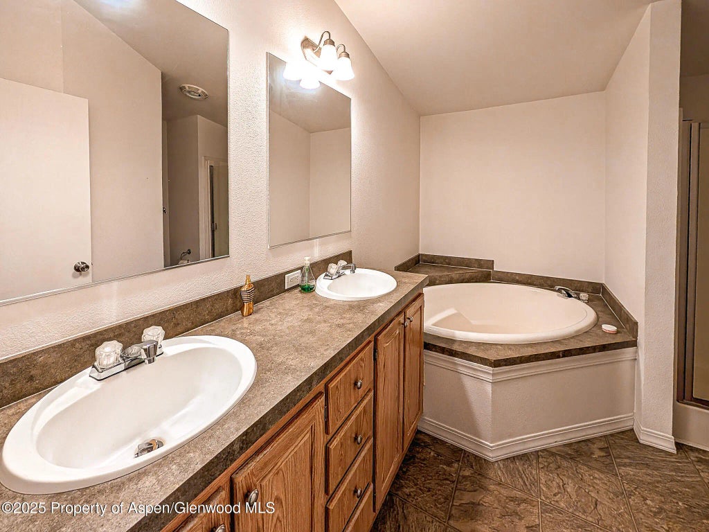 12 of 24 - 1031 Sprucewood Lane, Glenwood Springs, CO