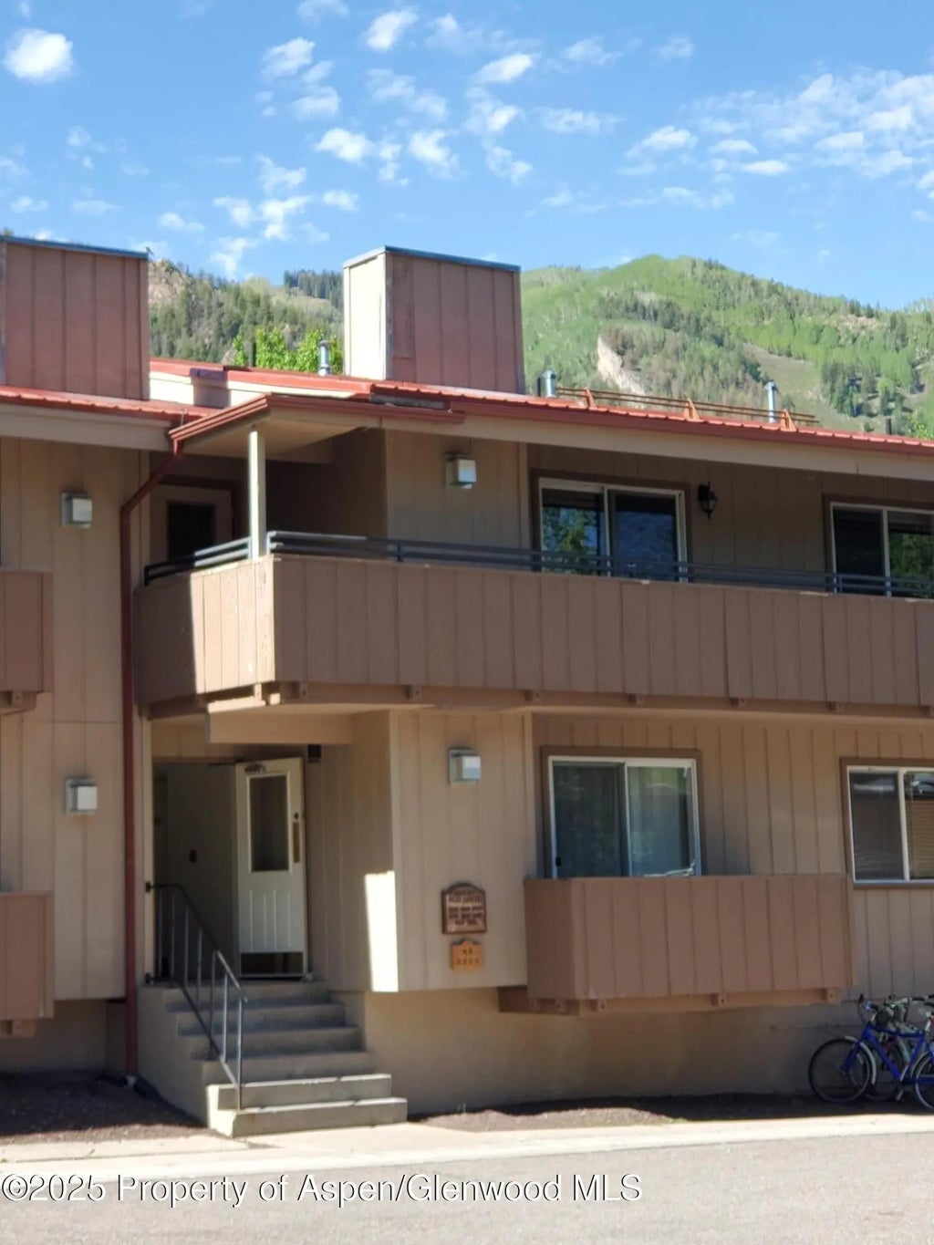 10 of 15 - 326 Midland Avenue 306, Aspen, CO
