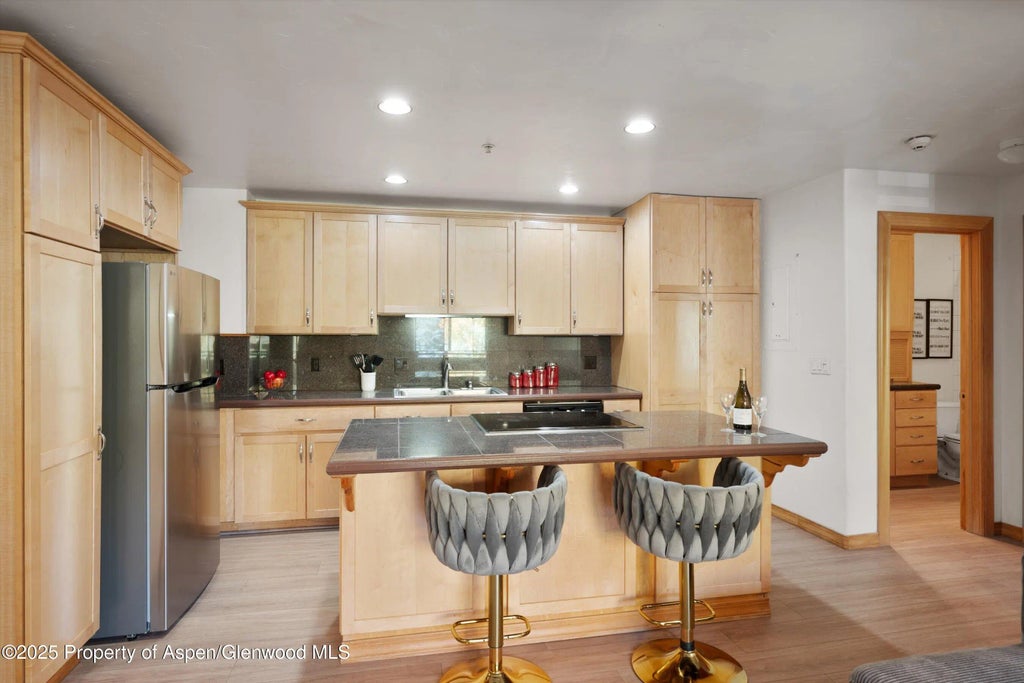 2 of 15 - 326 Midland Avenue 306, Aspen, CO