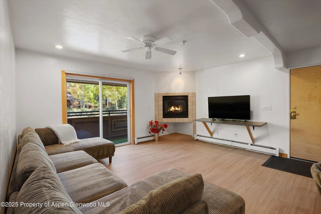 4 of 15 - 326 Midland Avenue 306, Aspen, CO