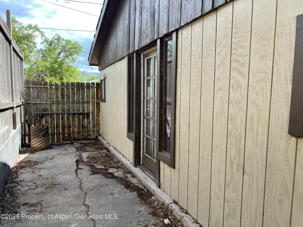 22 of 32 - 420 W 16th Street, Rifle, CO