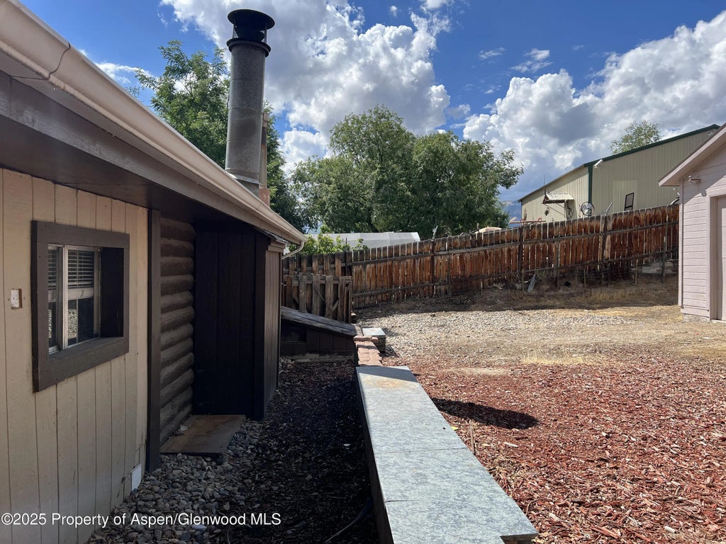 28 of 32 - 420 W 16th Street, Rifle, CO