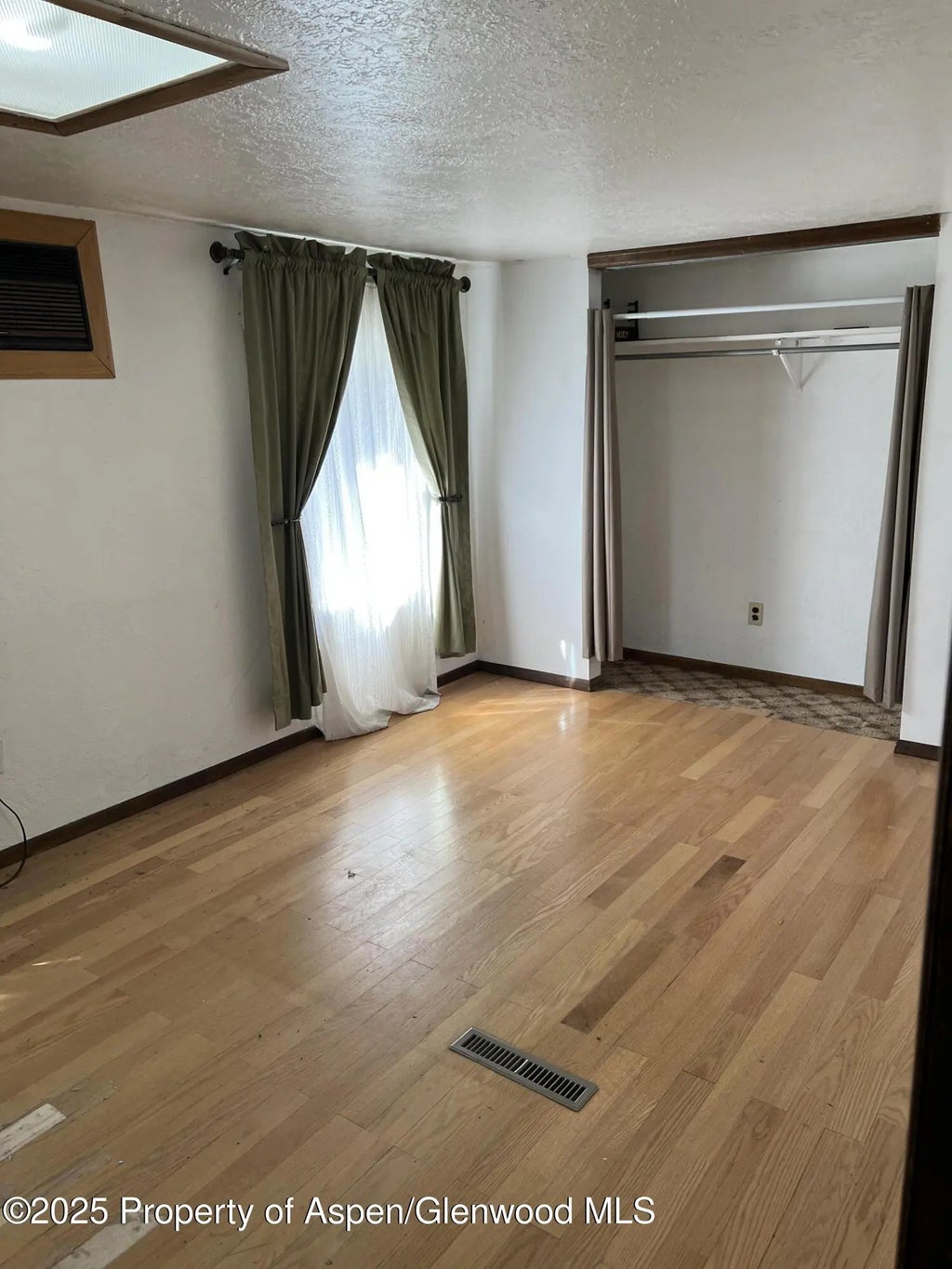 7 of 32 - 420 W 16th Street, Rifle, CO