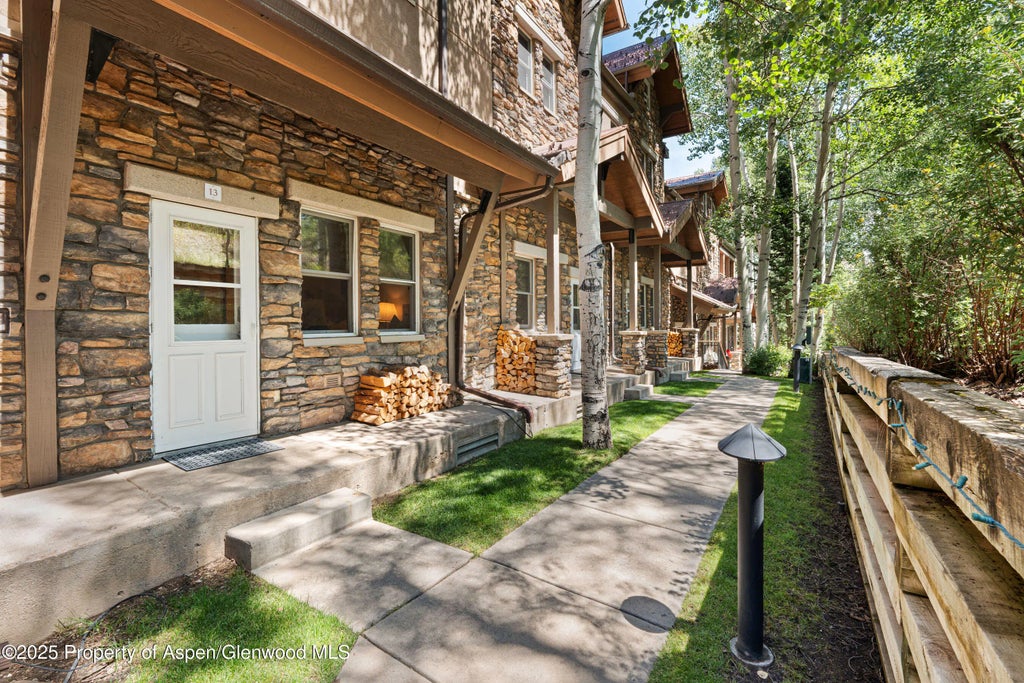23 of 45 - 425 Wood Road 13, Snowmass Village, CO