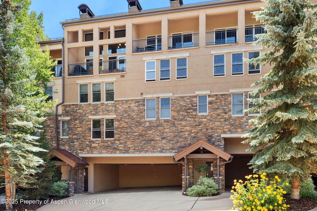 27 of 45 - 425 Wood Road 13, Snowmass Village, CO