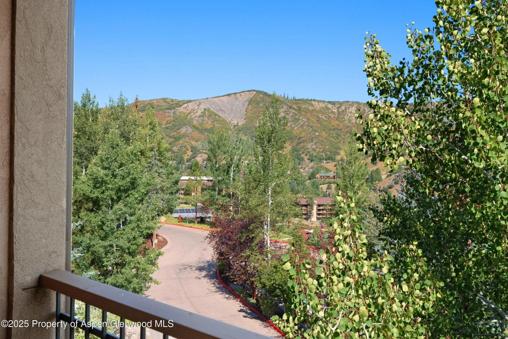 7 of 45 - 425 Wood Road 13, Snowmass Village, CO