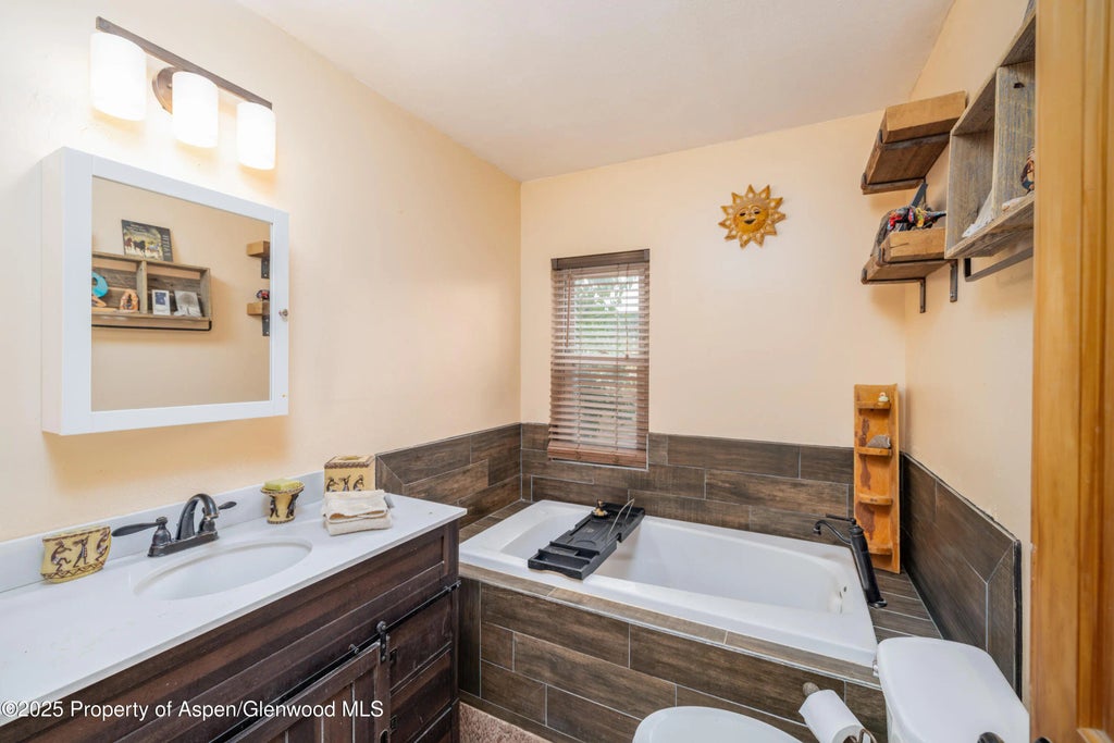 10 of 21 - 2348 226 County Road, Rifle, CO