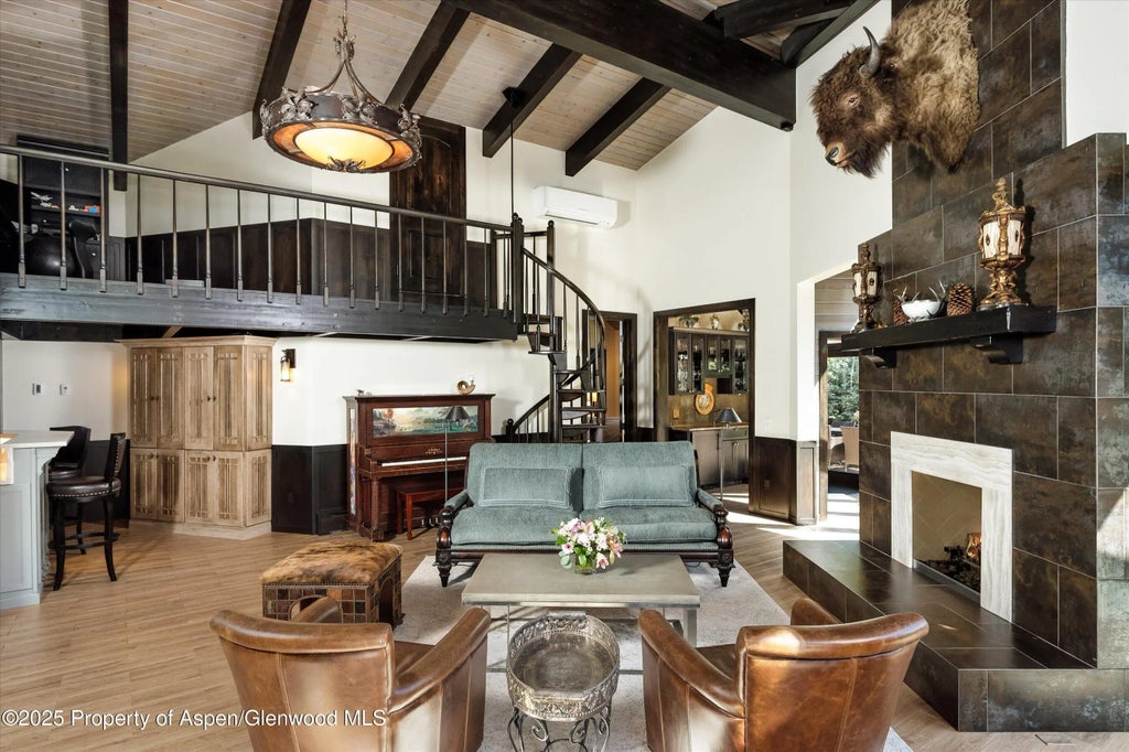 13 of 33 - 39 Roaring Fork Drive, Aspen, CO