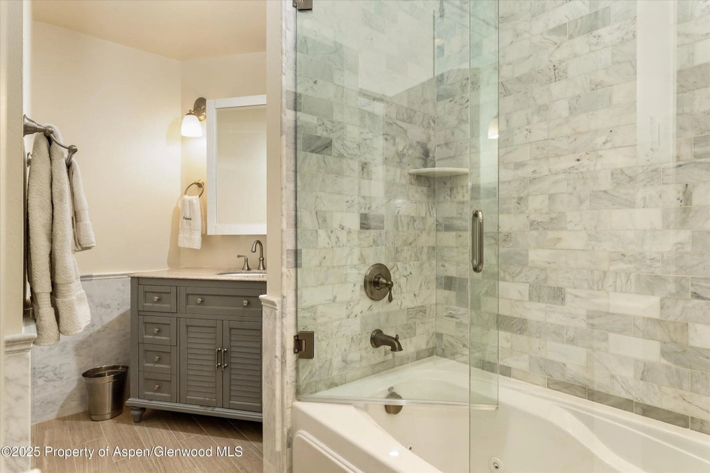 18 of 33 - 39 Roaring Fork Drive, Aspen, CO