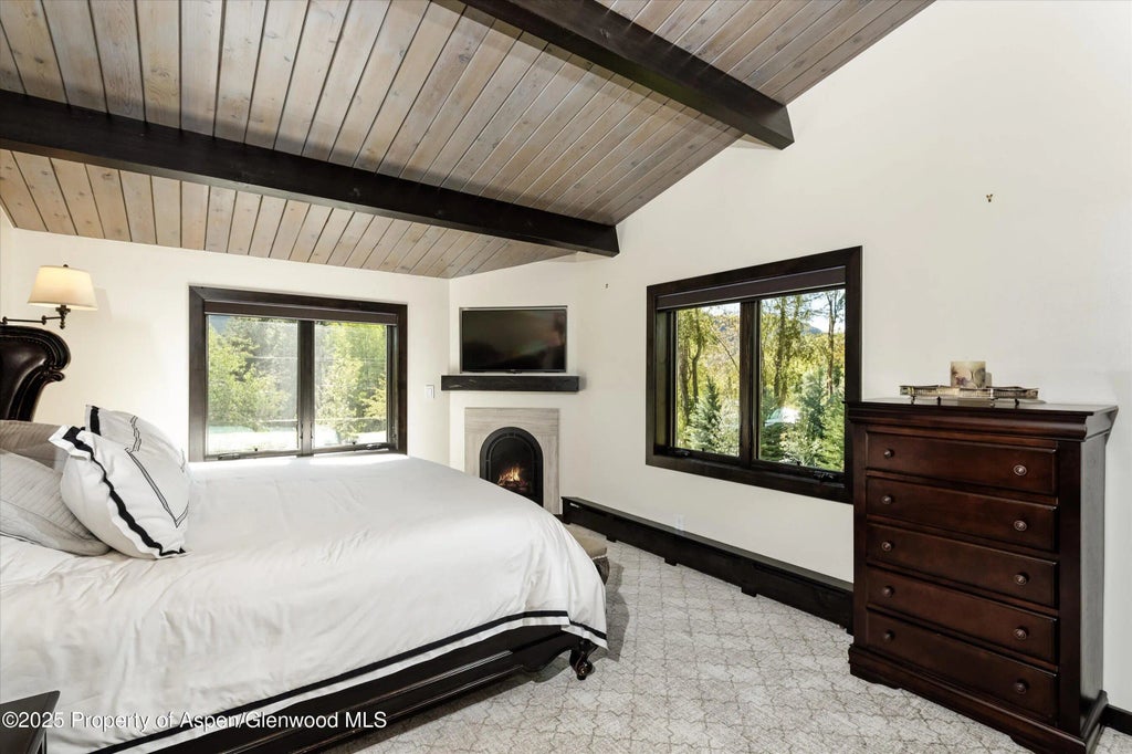 21 of 33 - 39 Roaring Fork Drive, Aspen, CO