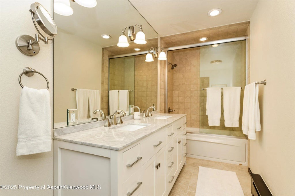 25 of 33 - 39 Roaring Fork Drive, Aspen, CO