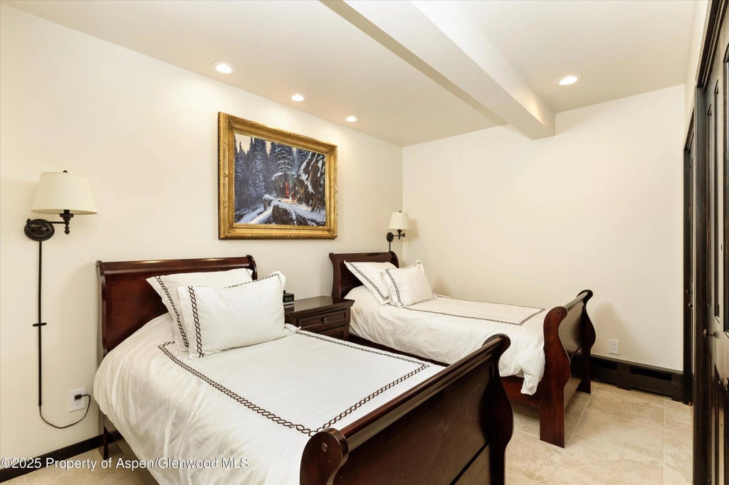 26 of 33 - 39 Roaring Fork Drive, Aspen, CO