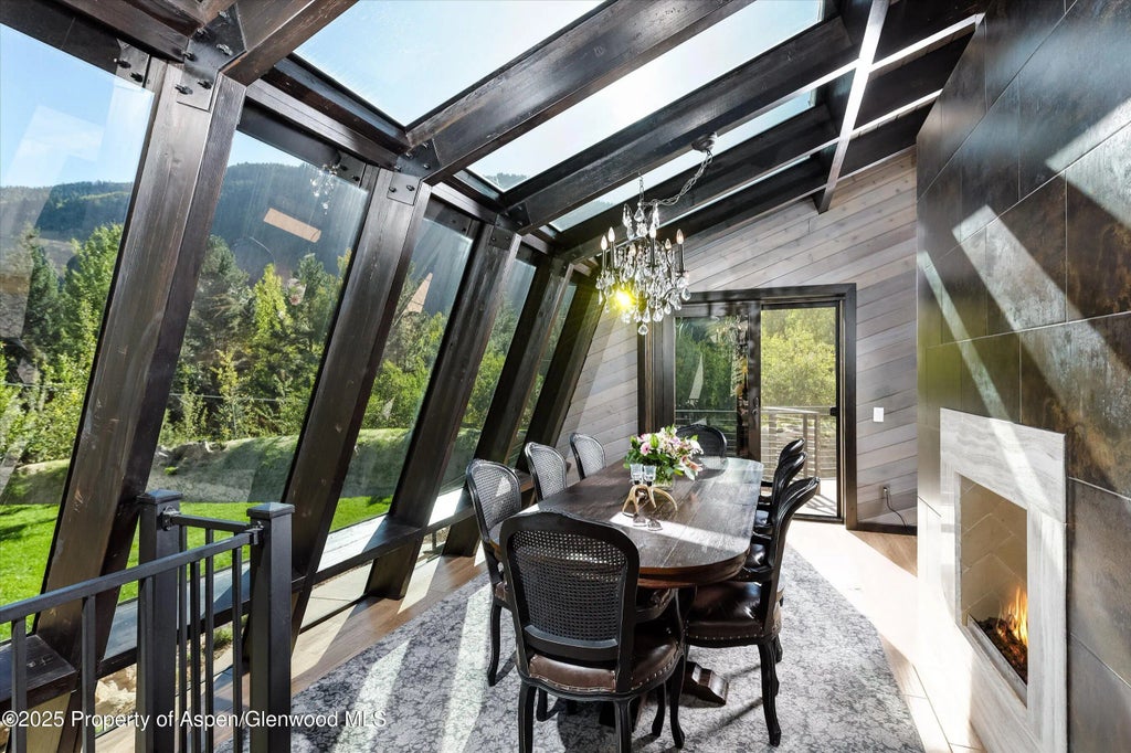 31 of 33 - 39 Roaring Fork Drive, Aspen, CO