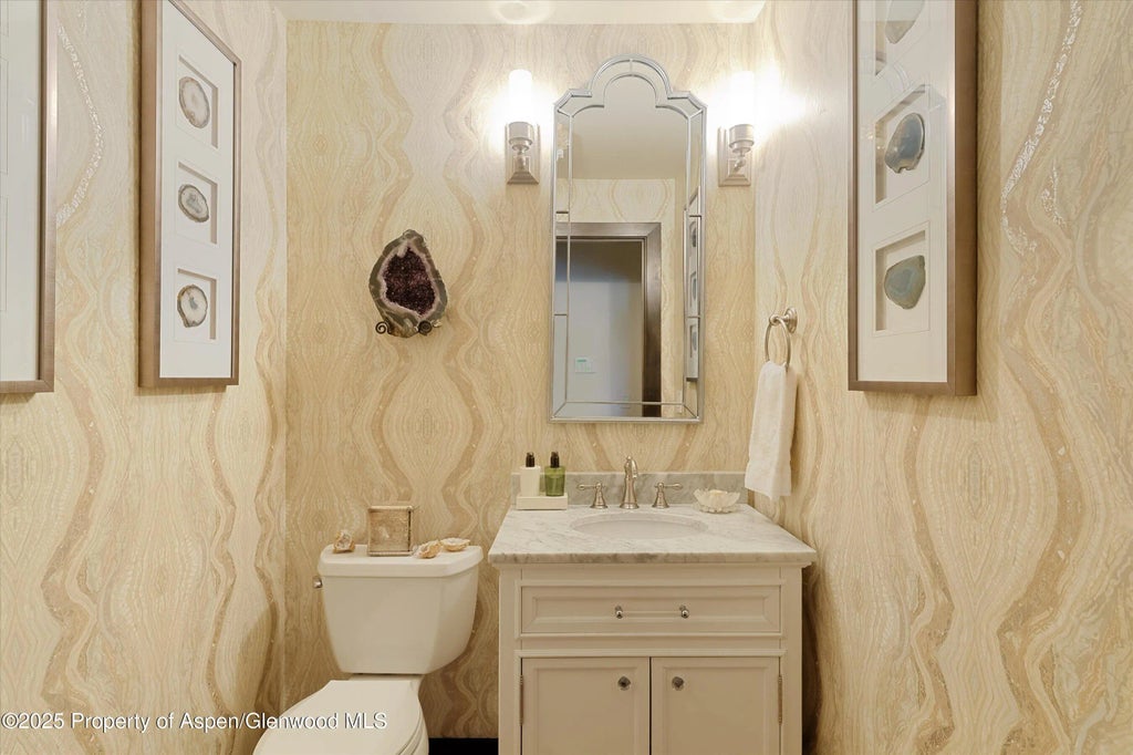 32 of 33 - 39 Roaring Fork Drive, Aspen, CO