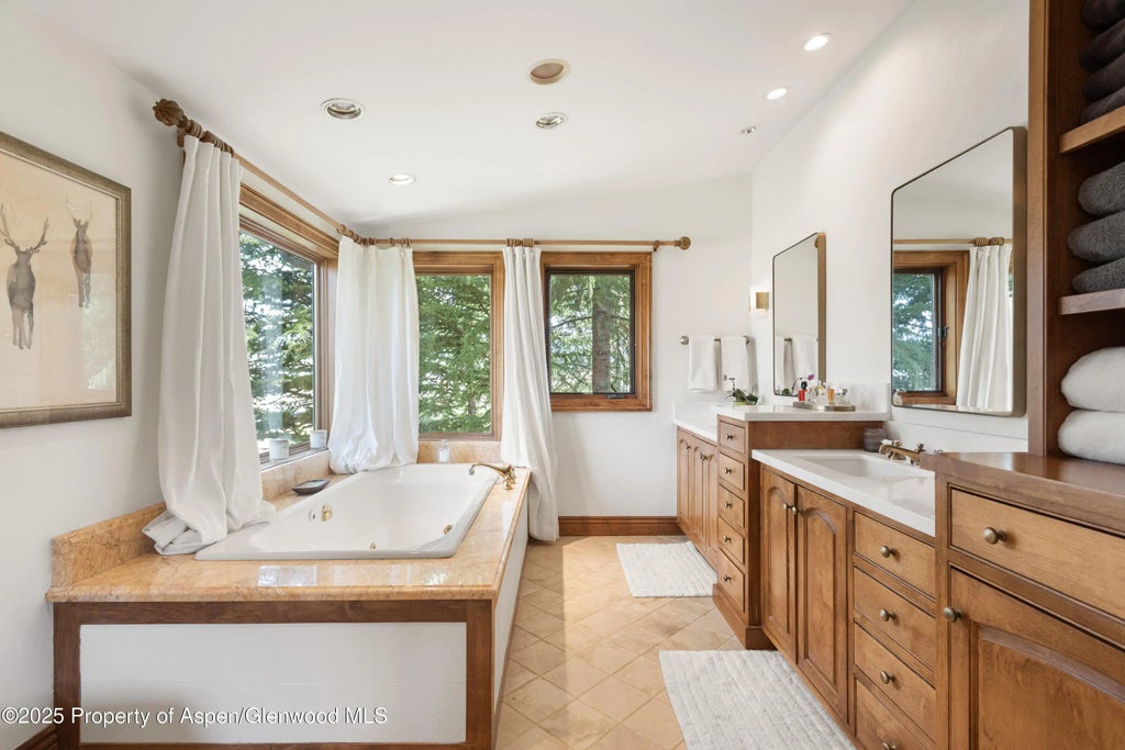 24 of 50 - 225 Solar Way, Aspen, CO