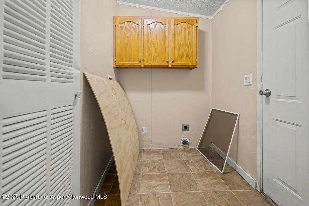 31 of 35 - 405 Hawthorn Street, Craig, CO