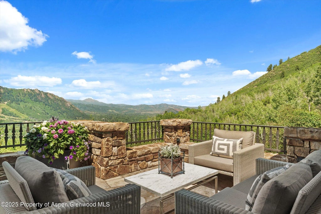 39 of 56 - 663 Mountain Laurel Drive, Aspen, CO