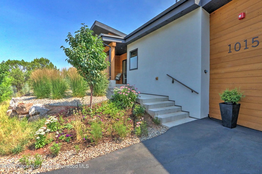 4 of 36 - 1015 Hidden Valley Drive, Glenwood Springs, CO