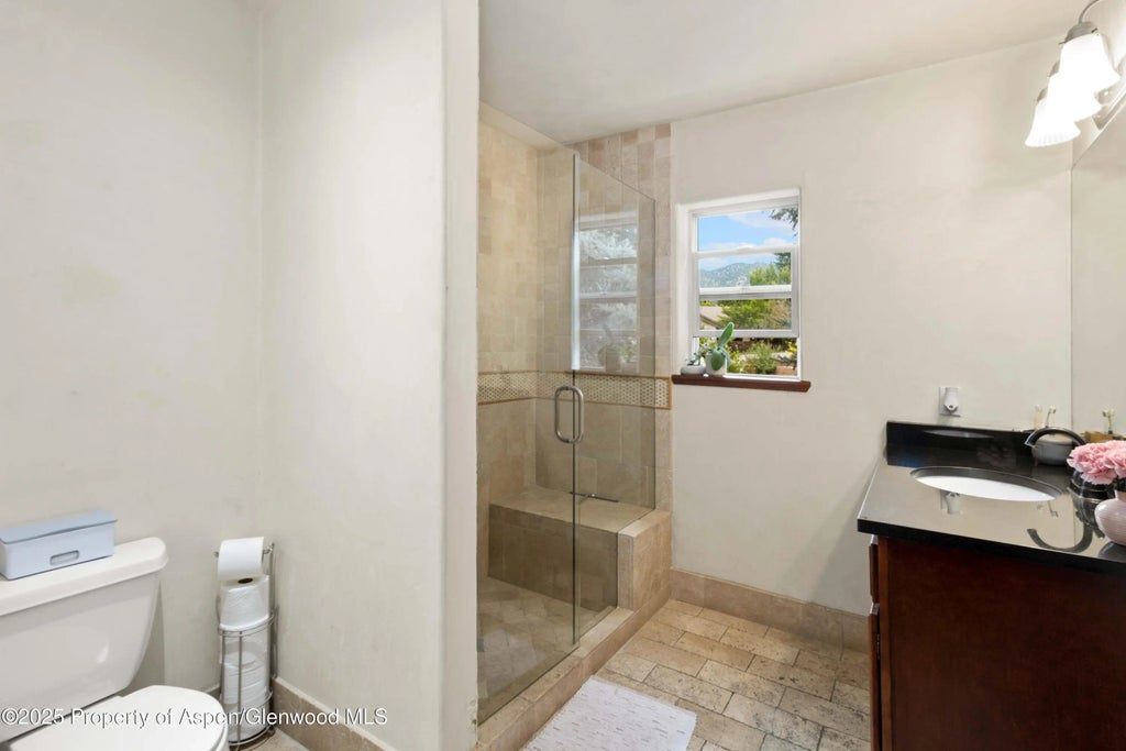 20 of 32 - 390 Jenny Place, New Castle, CO
