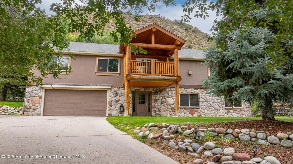 4 of 32 - 390 Jenny Place, New Castle, CO