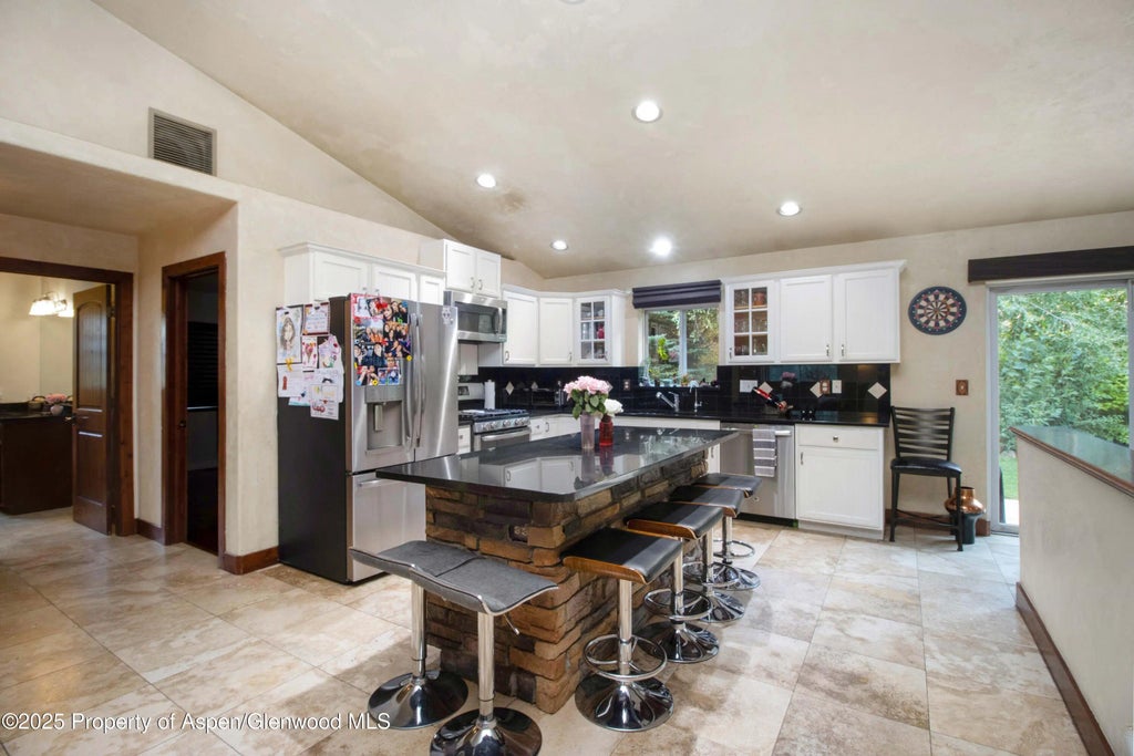 9 of 32 - 390 Jenny Place, New Castle, CO