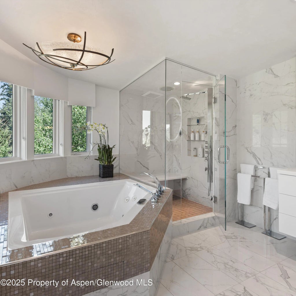 39 of 58 - 257 Mountain Laurel Drive, Aspen, CO