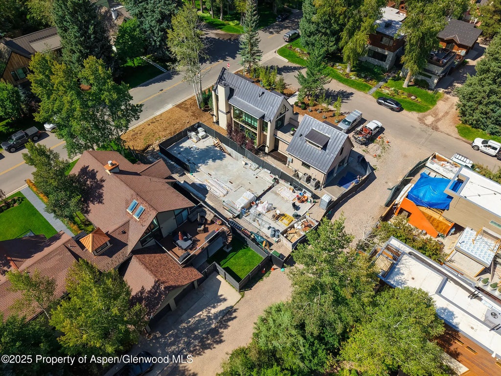 17 of 25 - 622 W Smuggler Street, Aspen, CO