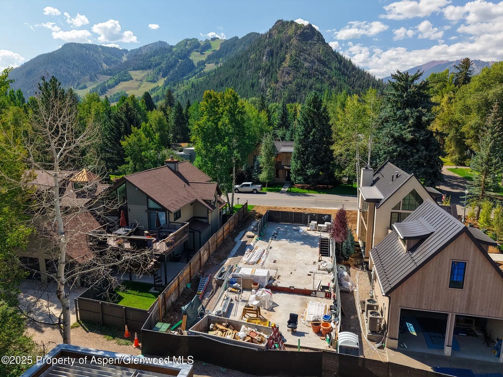 8 of 11 - 622 W Smuggler Street, Aspen, CO