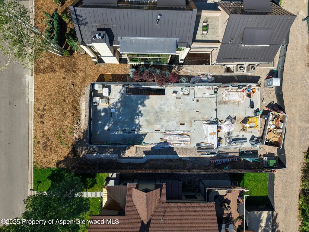 9 of 25 - 622 W Smuggler Street, Aspen, CO