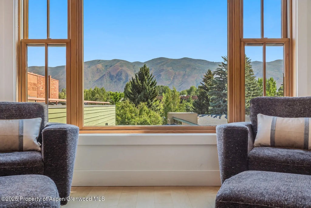 15 of 31 - 104 Midland Avenue 302, Basalt, CO