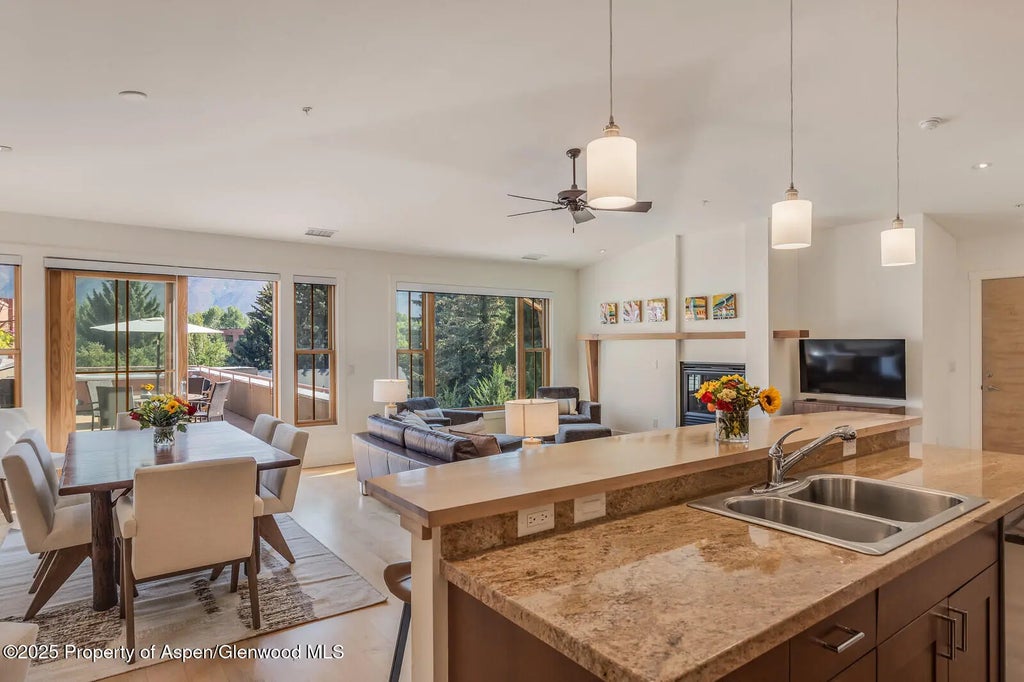 2 of 31 - 104 Midland Avenue 302, Basalt, CO