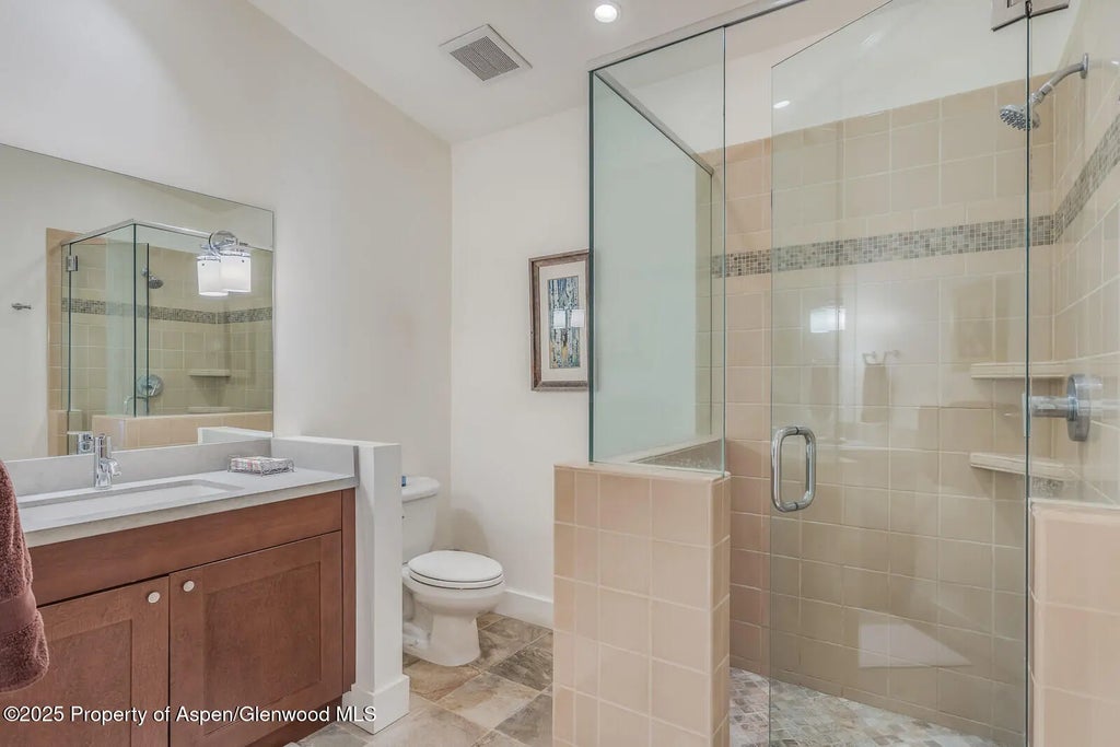 26 of 31 - 104 Midland Avenue 302, Basalt, CO