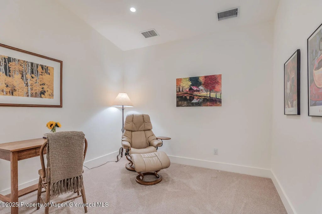 27 of 31 - 104 Midland Avenue 302, Basalt, CO