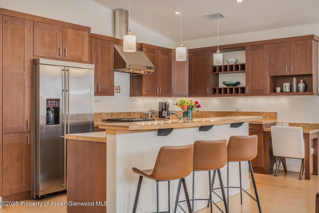 4 of 31 - 104 Midland Avenue 302, Basalt, CO