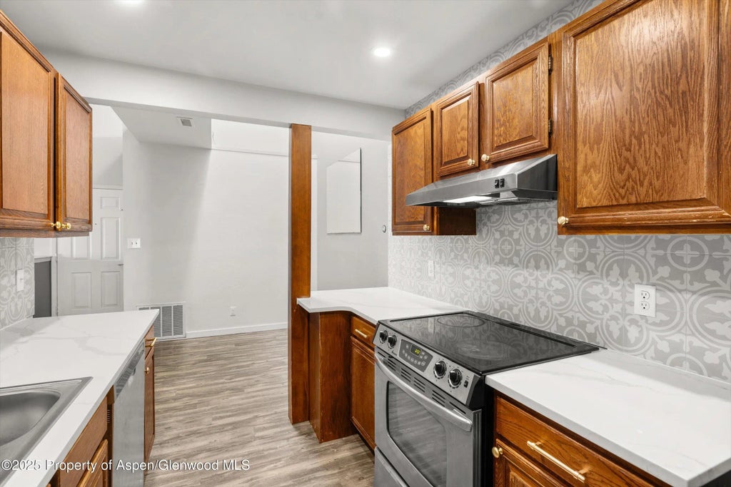 13 of 18 - 89 Meadow Wood C2, Carbondale, CO