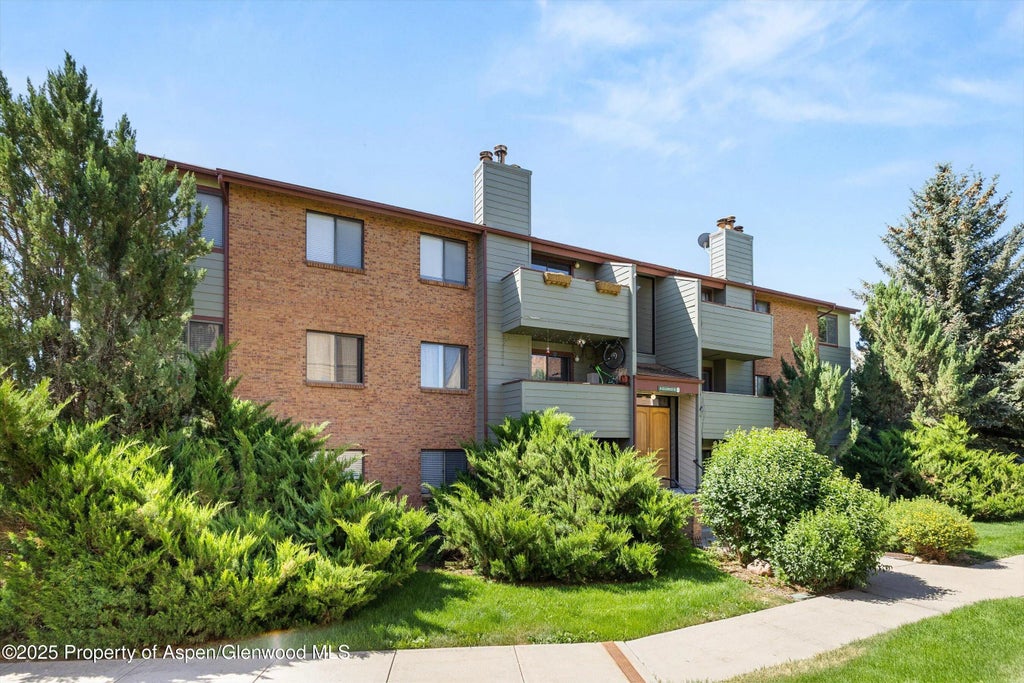 5 of 18 - 89 Meadow Wood C2, Carbondale, CO